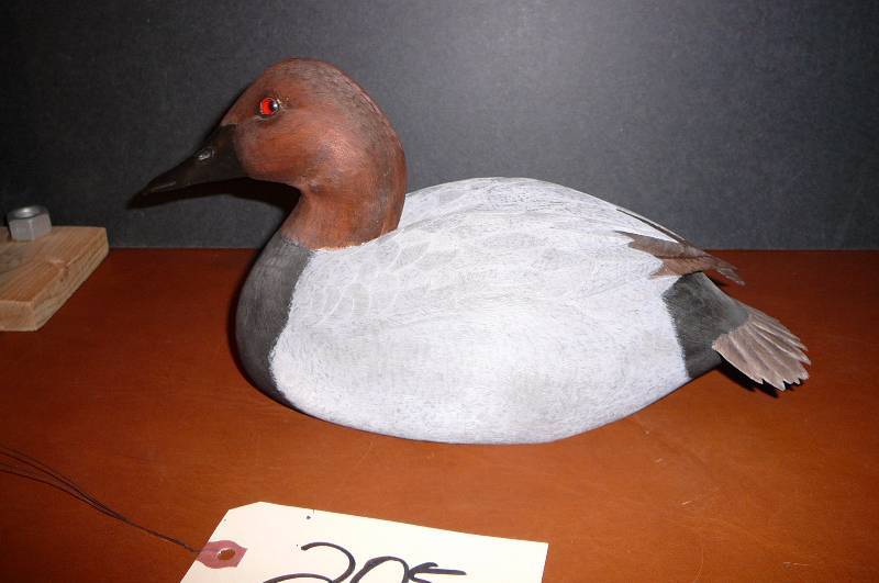 lot 205 image: Duck Decoy Wooden signed by Gary & Sherry Thompson, sher Carvings 12 l x 6 12 t