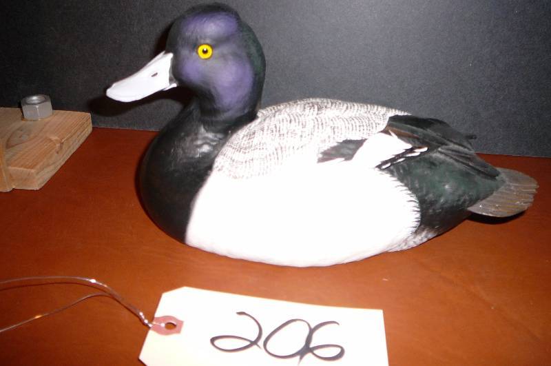 lot 206 image: duck Decoy 10 12 l x 6 t