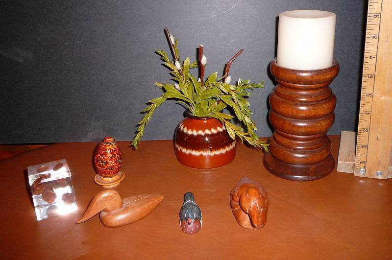 lot 211 image: 3 Wooden Duck Paper weight, Candle & Holder & Decorative plant