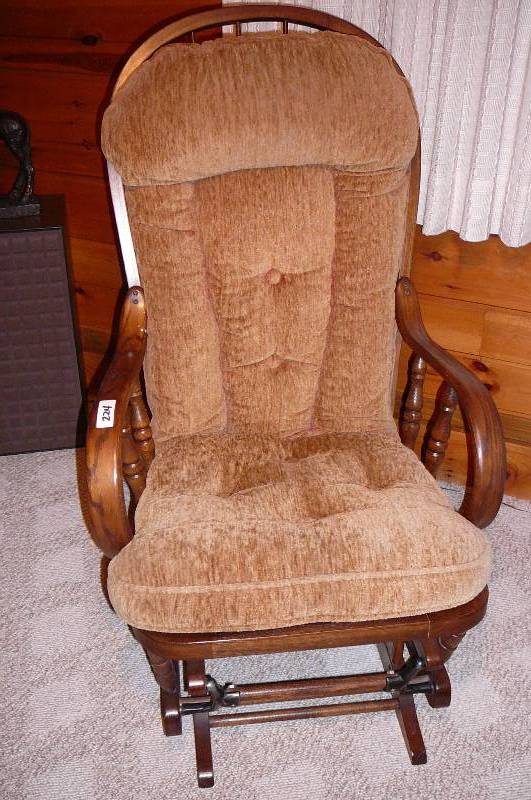 lot 224 image: Glider Rocker 25w x 45 tall