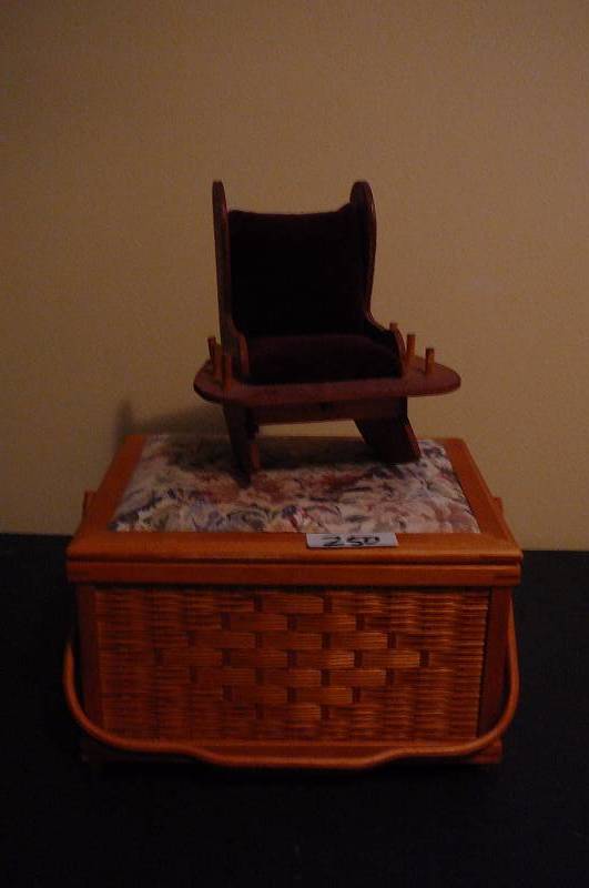 lot 250 image: Wicker Wood Sewing Box and contents 13 x 11 x 8, Thread & needle holder