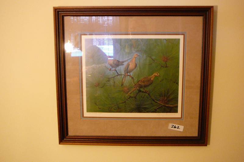 lot 262 image: Bird Picture by Gromme 24 12 x 22 12