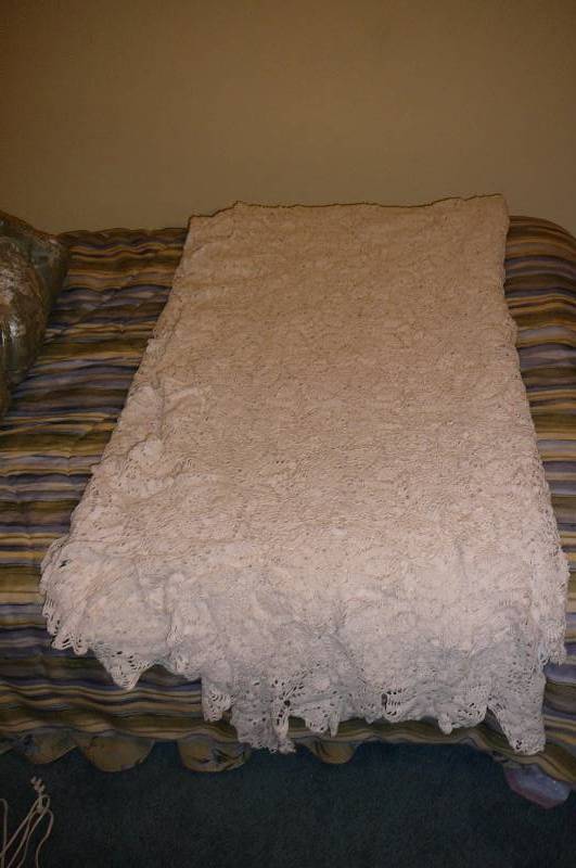 lot 265 image: Crochet Table Cloth approx. 9 long x 8