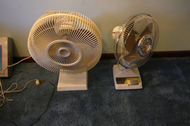 lot 301 image: 2 Fans