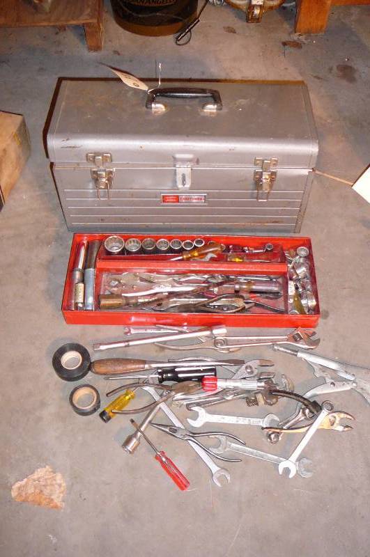 lot 384 image: Craftsman Tool Box with tools FULL