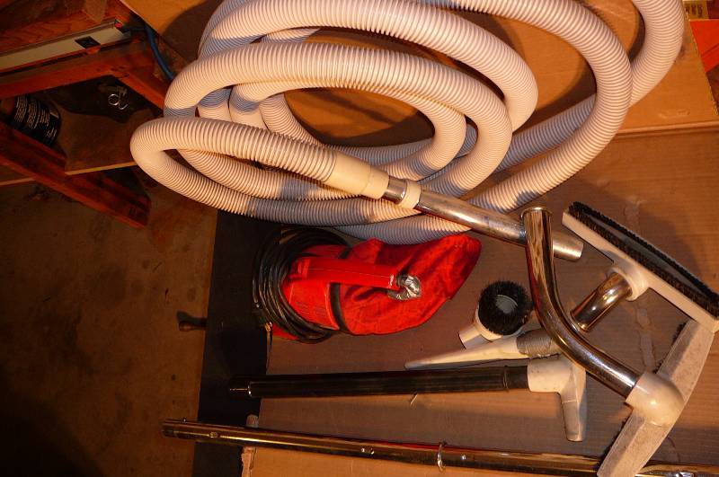 lot 419 image: Vacuum Red Devil and Parts Hose ends etc.