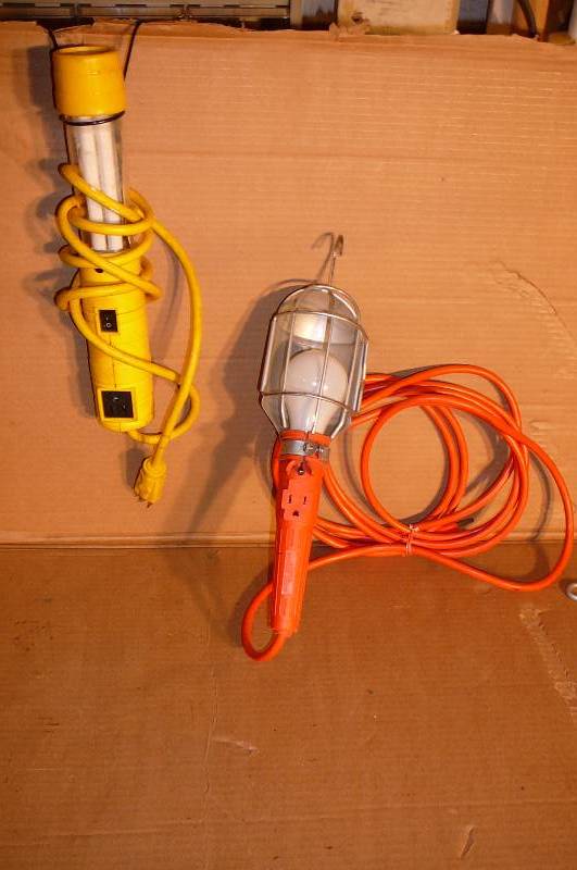 lot 426 image: Work Light 2 Count