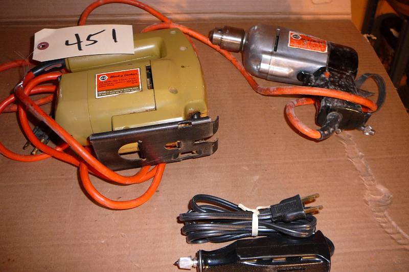 lot 451 image: Black and Decker 38 Drill and Jig Saw Engraver
