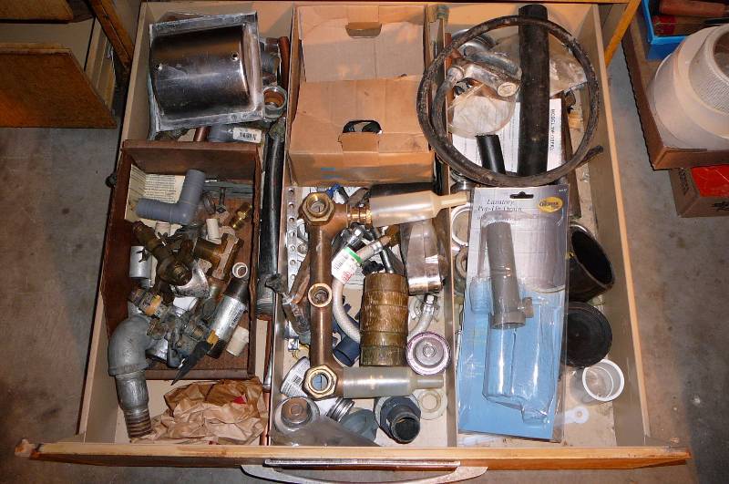 lot 456 image: Steel Cabinet With Contents