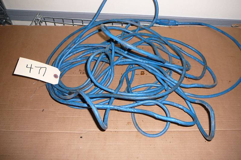 lot 478 image: Blue Extension Cord
