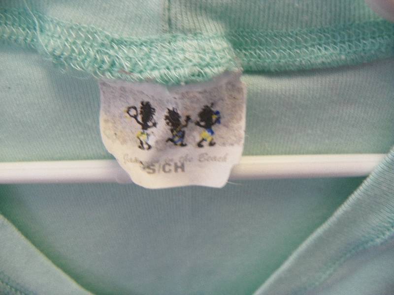 lot 61 image: Girls Clothing Lot (18 pc.)