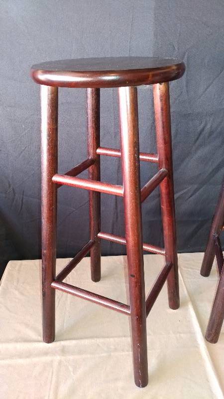lot 264 image: Bar Stools (Pair)