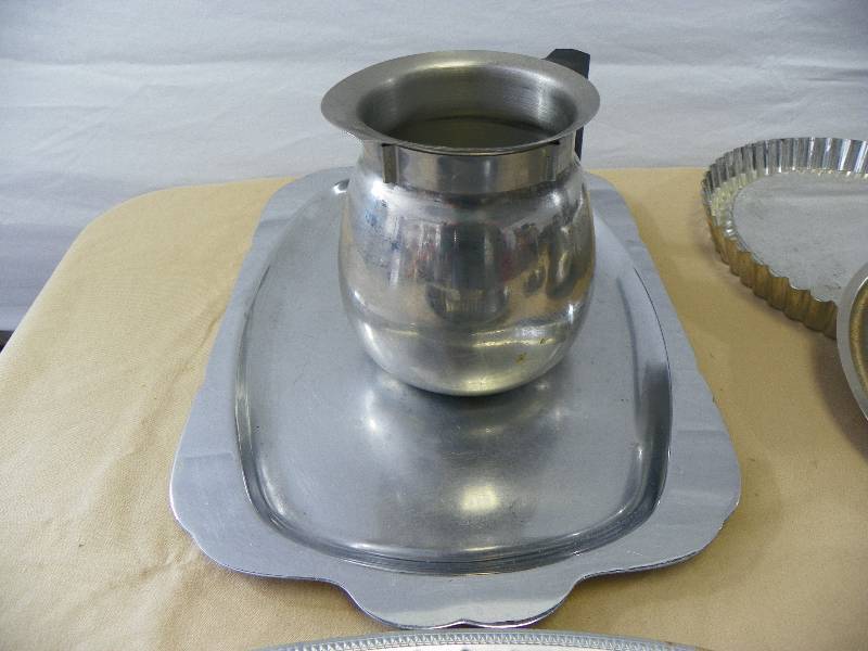 lot 20 image: Misc. Silver Serving pieces