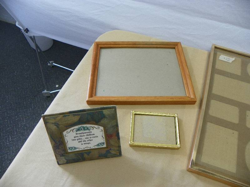 lot 25 image: Picture Frames