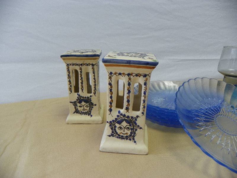 lot 29 image: Blue Glass and Dcor
