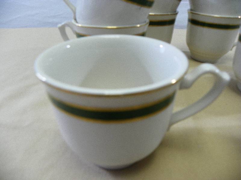 lot 46 image: 10pc. Seville Mugs