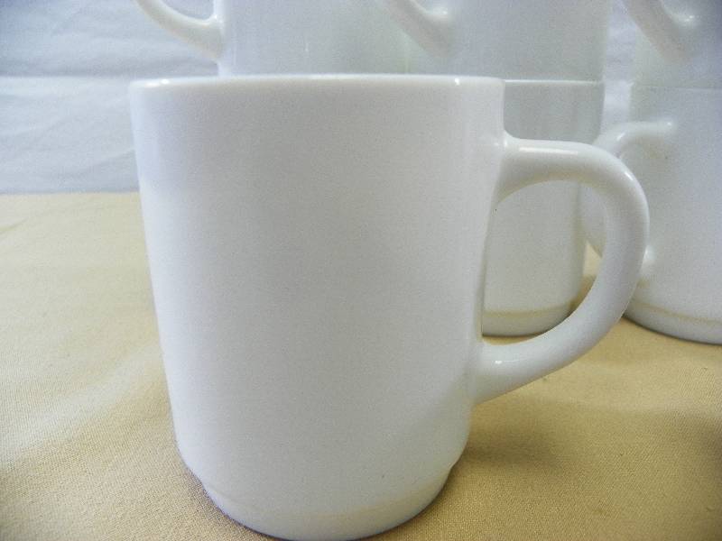 lot 43 image: 10pc. White Mugs
