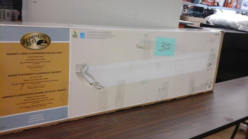Hampton Bay Regencu Large Fluorescent Ceiling Light New