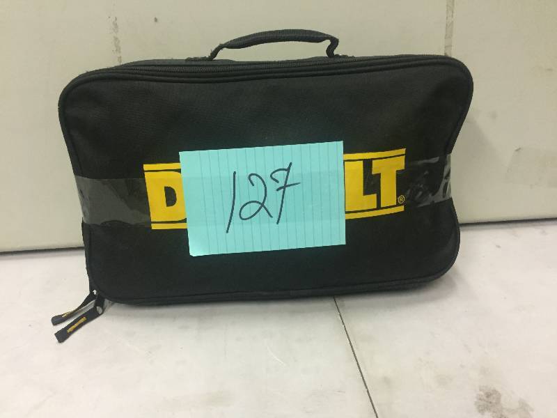 Dewalt 20-Volt Max Lithium-Ion Cordless Compact Reciprocating Saw used in good condition