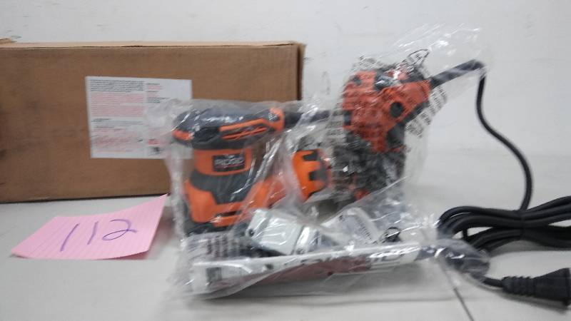 Ridgid 5.5 Amp Trim Router with Free 14 Sheet Sander never used