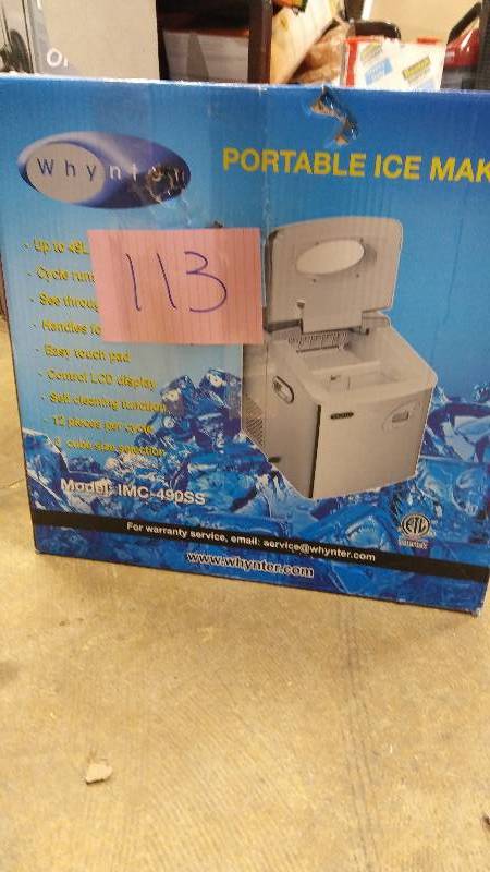 Whynter Portable Ice Maker Model IMC-490SS Never used