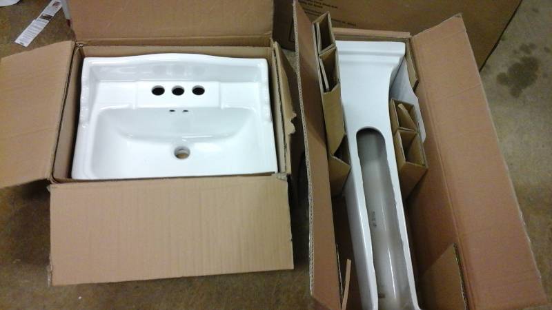Foremost Series 1920 Petite Pedestal in White model L-1920-W