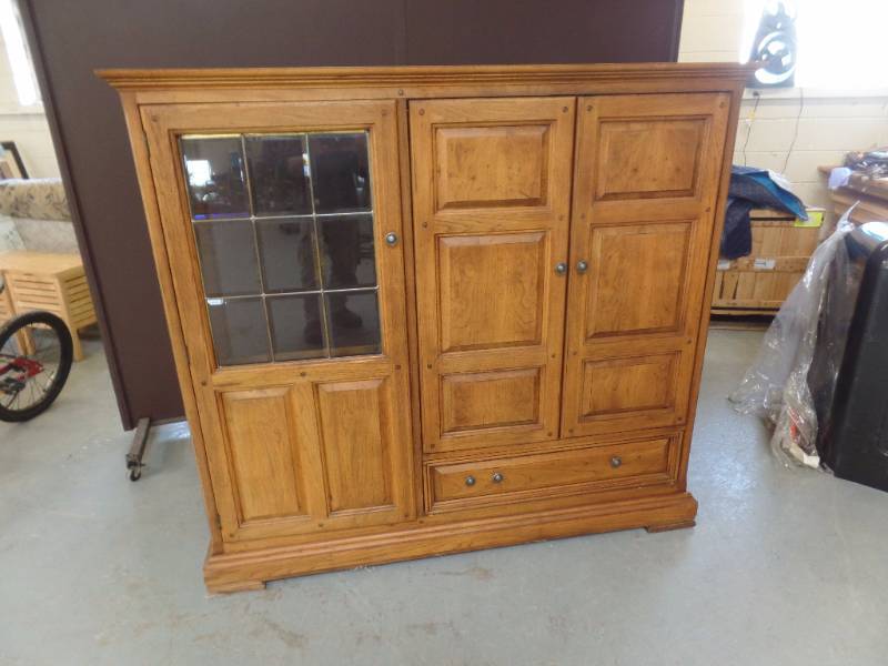 lot 210 image: Media Center