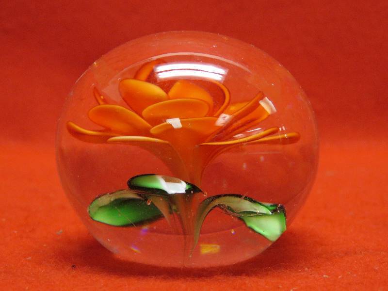 Collectible Glass Paperweights Collectible Glass Paperweights KBID