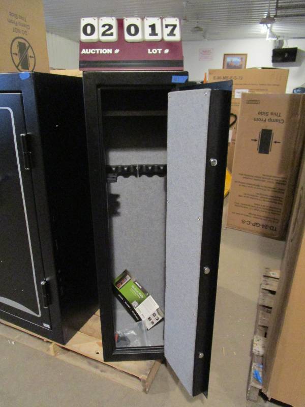 lot 17 image: Steel Security 10 Gun Electronic Safe