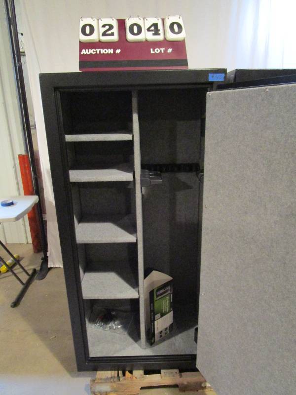 lot 40 image: Steel Security 22 Gun Electronic Safe