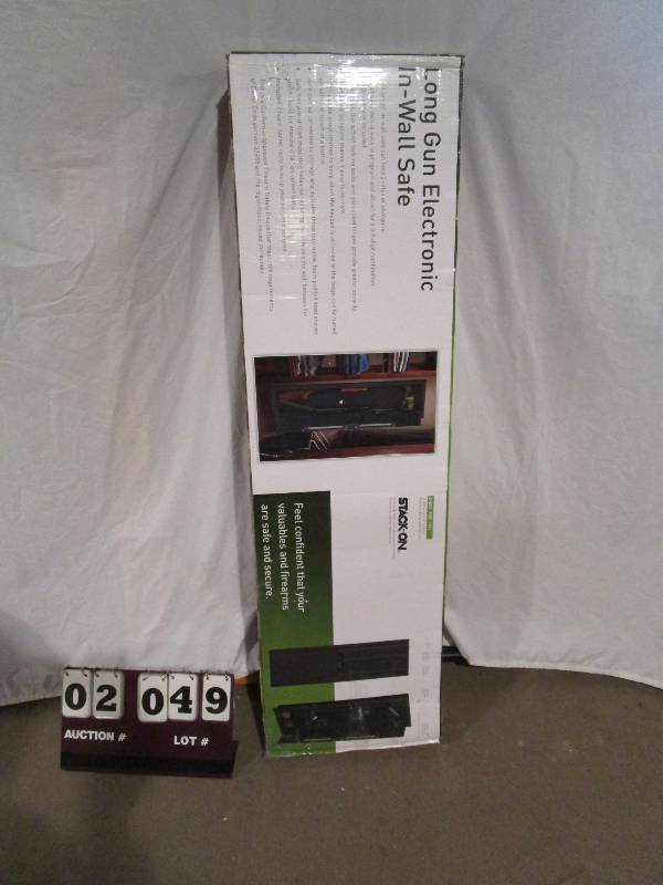 lot 49 image: Wall Security Safe