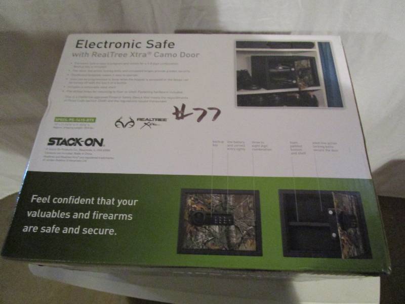 lot 77 image: Camo Door Safe with Electronic Lock