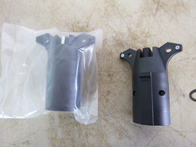 lot 33 image: 2 Valley 7 Pin to 4 Pin Adapters