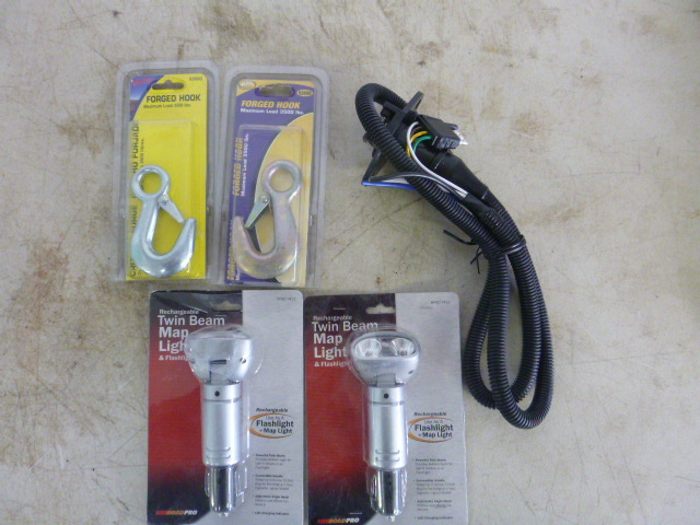lot 41 image: Miscellaneous Automotive Items