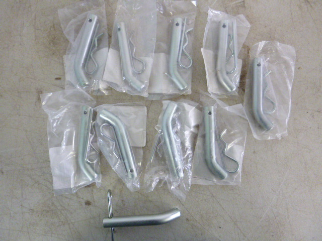 lot 44 image: 10 Hitch Pins