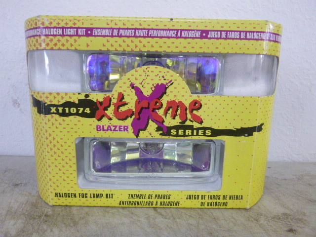 lot 66 image: Blazer Xtreme Halogen Fog Lamp Kit