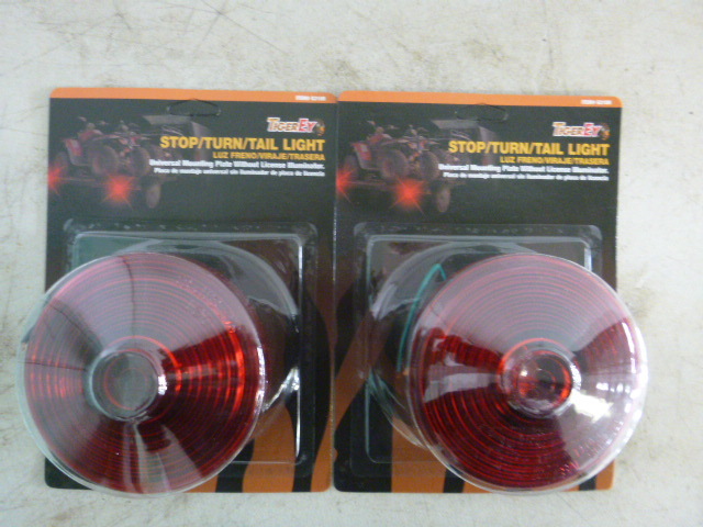 lot 70 image: 2 Tiger Ey StopTurnTail Lights