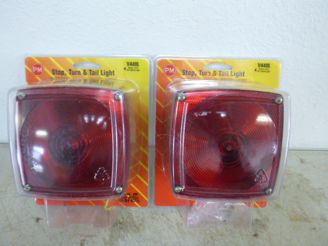 lot 71 image: 2 PM StopTurnTail Lights