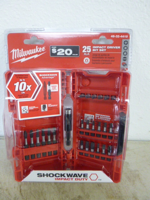 lot 78 image: Milwaukee Shockwave Impact Duty 25 Piece Impact Driver Bit Set