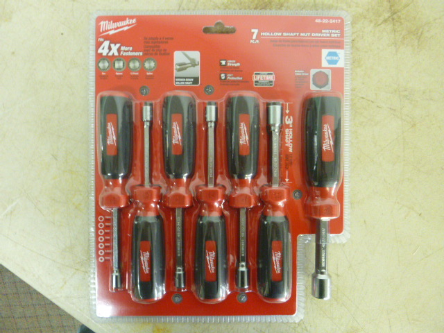 lot 79 image: Milwaukee 7 Piece Hallow Shaft Metric Nut Driver Set