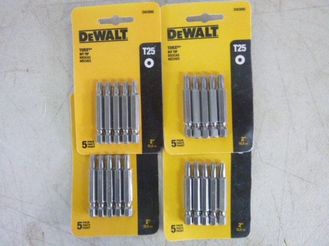 lot 100 image: 4 Packs of DeWalt Torx Bit Tips