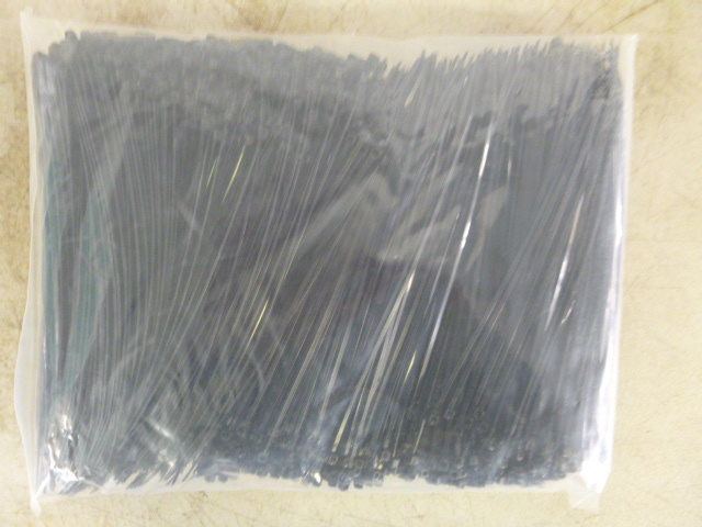 lot 107 image: Bag of Cable Ties