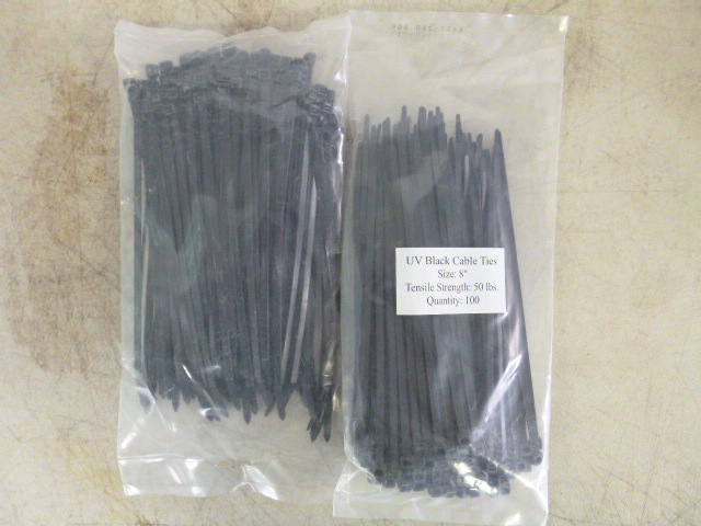 lot 109 image: 2 Bags of Cable Ties