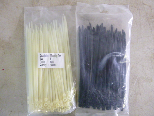 lot 110 image: 2 Bags of Cable Ties