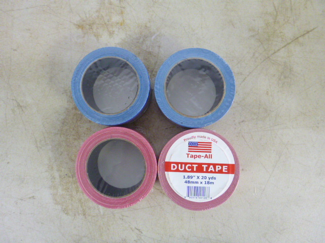 lot 125 image: 4 Rolls of Duct Tape