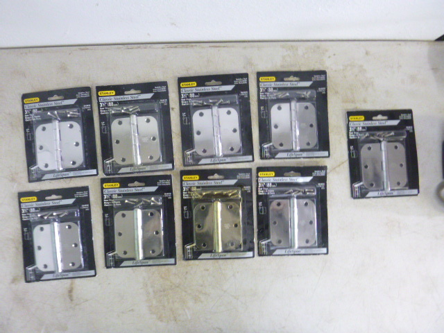 lot 141 image: 9 Stanley Classic Stainless Steel Hinges