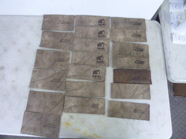 lot 180 image: 20 Billfolds