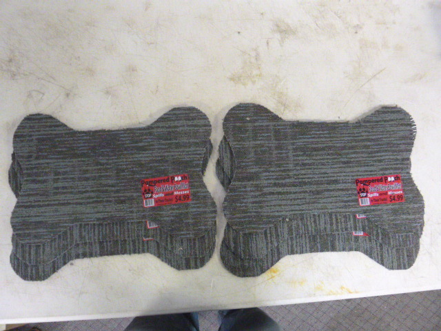 lot 208 image: 6 Pampered Pooch Food and Water Bowl Mats