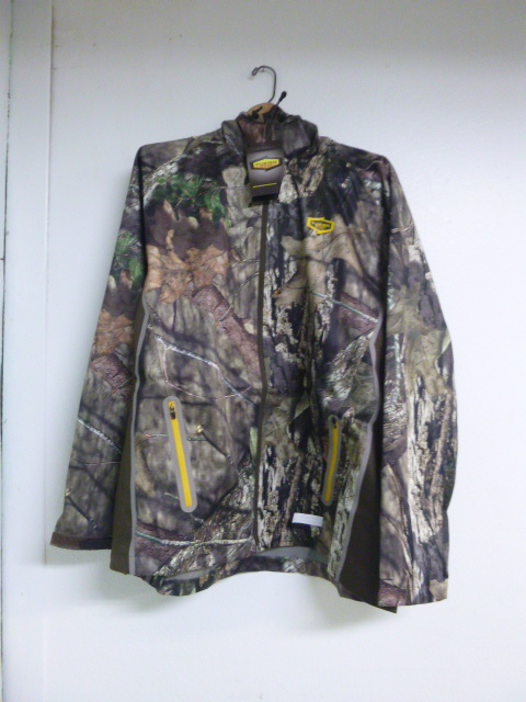 lot 240 image: Yukon Gear Jacket