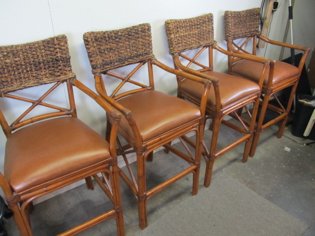 lot 5 image: Set of 4 High End BambooWicker Bar Chairs